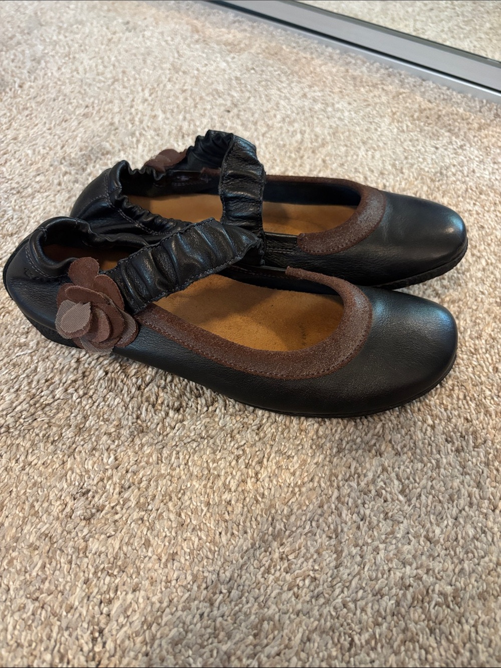 Taos Black Ballet Flat leather with Brown Trim and Flower Accent 7